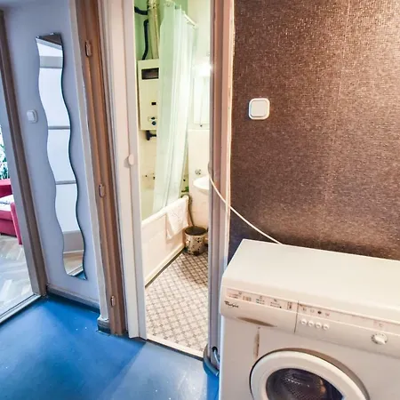 Girly Retro Flat On Romantic Boho Buda * Budapest